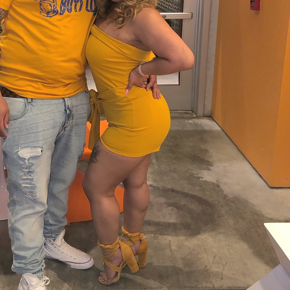 Mustard yellow strapless romper